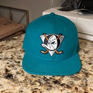 Fanatics NHL Anaheim Ducks Adjustable Baseball Hat/Cap Greenish/Teal One Size